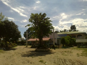 Manicahan National High School Entrance Rotunda.jpg