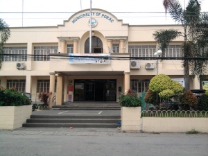 Municipal Building Of Porac, Pampanga.jpg