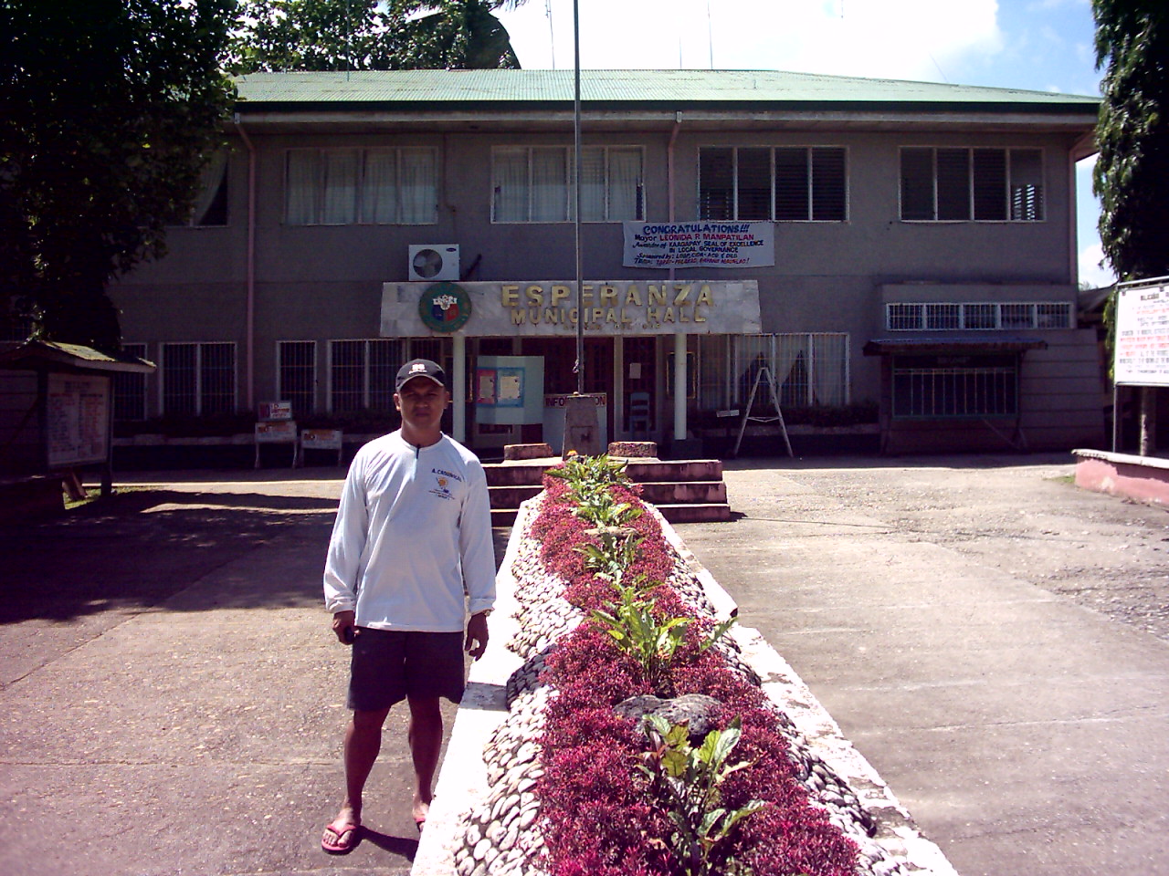 File:Municipality Hall Of Esperanza Agusan Del Sur.JPG - Philippines