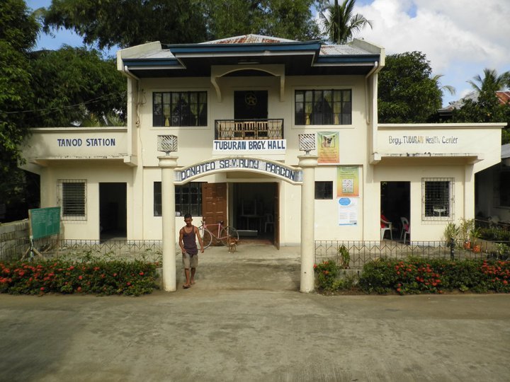 File:Tuburan, Pototan, Iloilo Barangay Hall.jpg - Philippines