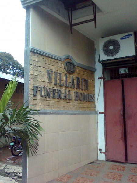 File:Villarin funeral homes miputak dipolog city zamboanga del norte.jpg