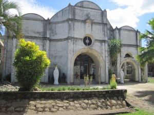 Kalumboyan church.jpg