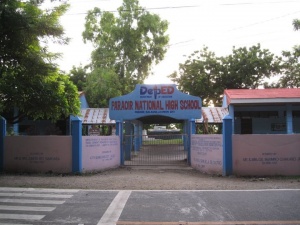 Paraoir National High School.jpg