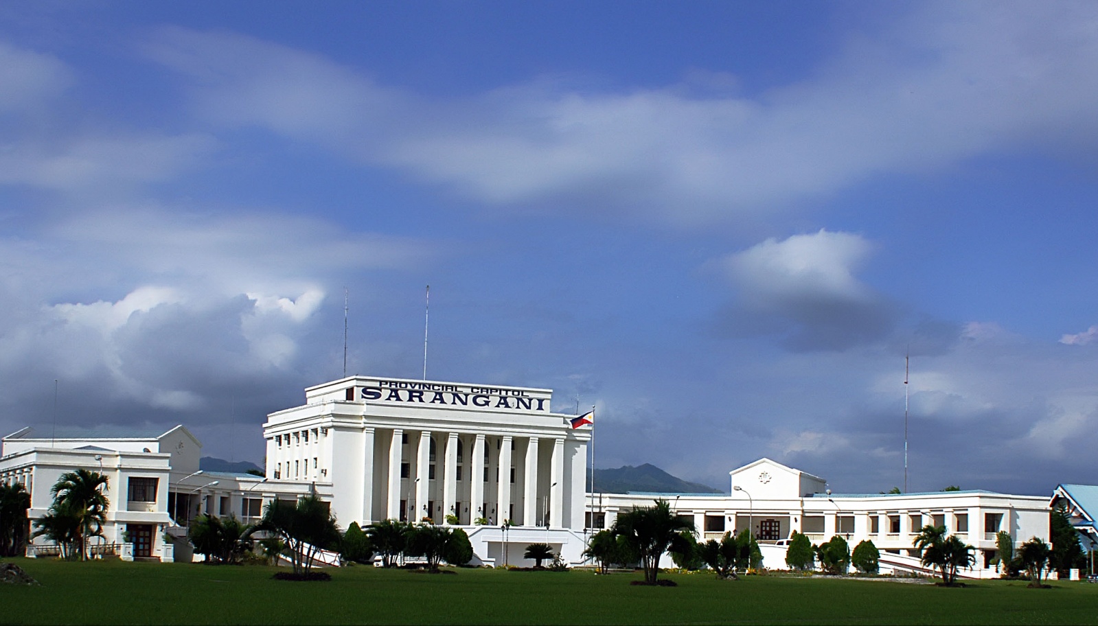 file-sarangani-provincial-capitol-jpg-philippines