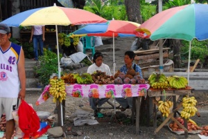 Recodo vendor roadside.JPG