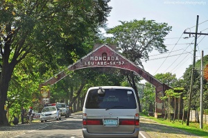 Moncada welcome arch.jpg