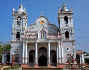 Bogo parish church.jpg